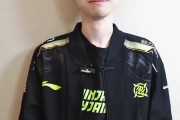 深圳NIP俱乐部更新视频：站在你面前的是来自NIP的中单Doinb！